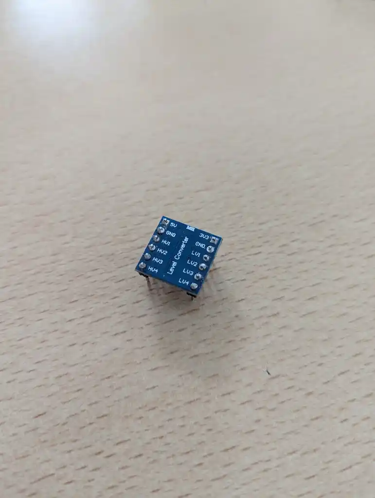 picture of small electronic component