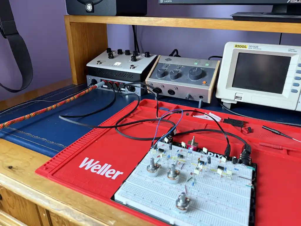 picture of amp near other music equipment