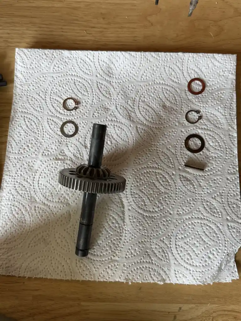picture of some washers and gears