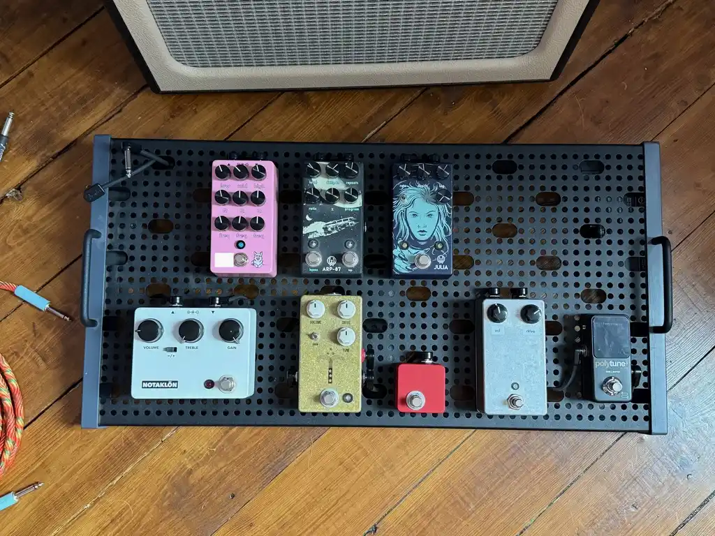 picture of lots of music fiddling equipment