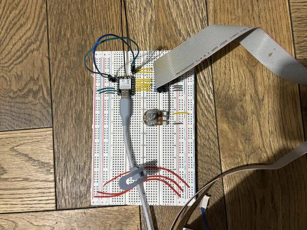 picture of breadboard with small electronics
