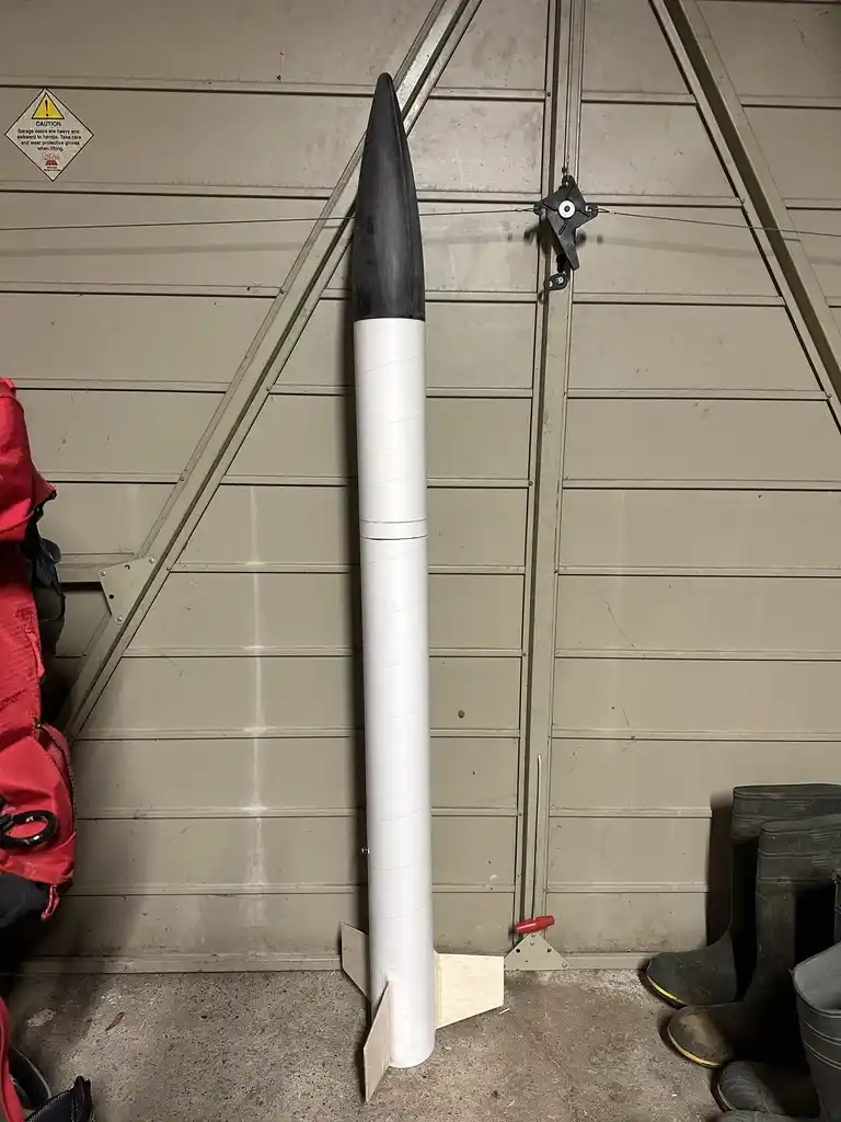 picture of tall rocket