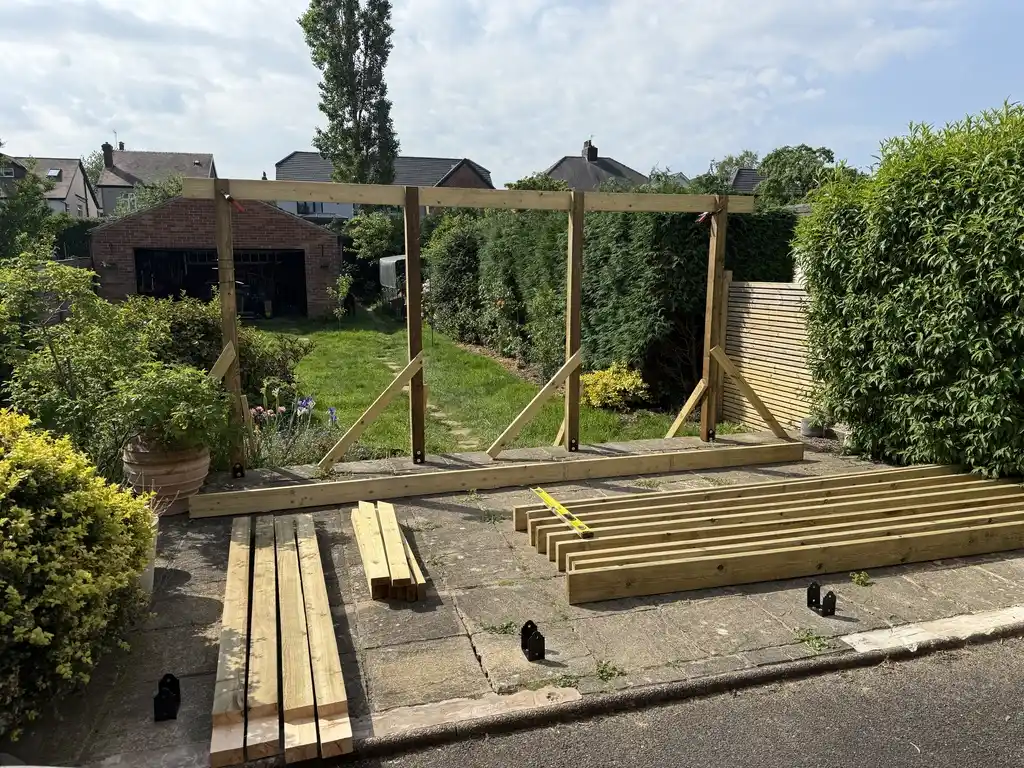 dredzik_pergola_3.webp