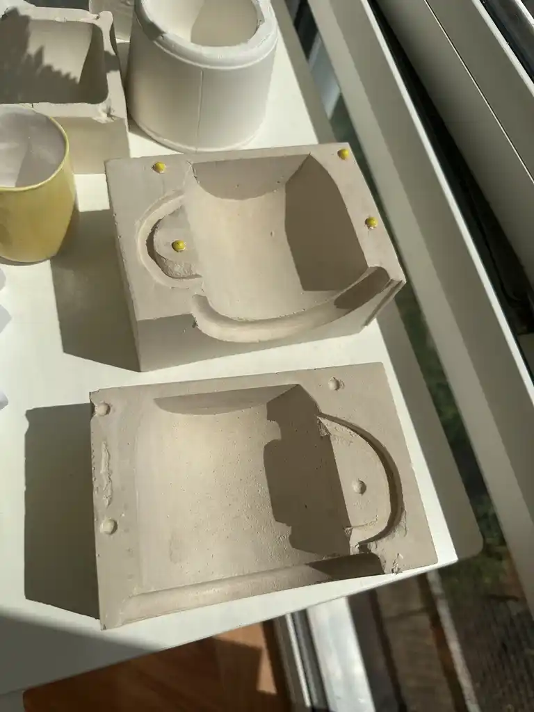 tom_pottery_2.webp