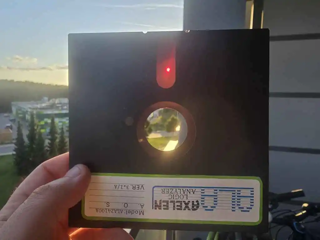eclipse_01.webp
